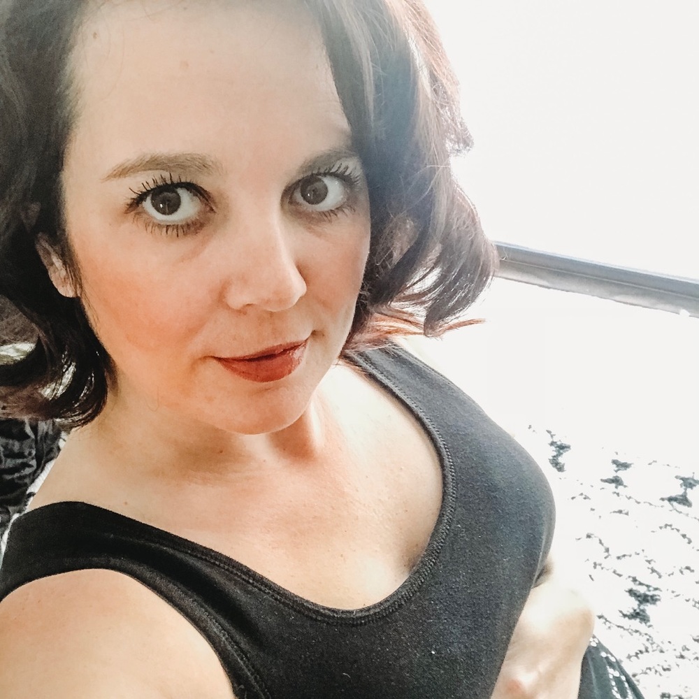 Meet your Posher, Elicia